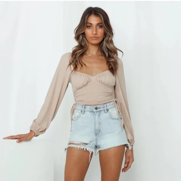 Hello Molly Top - Picture 2 of 5